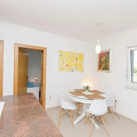 Dujo Apartment